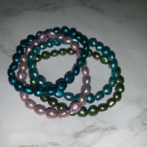 Set of 4 bracelets